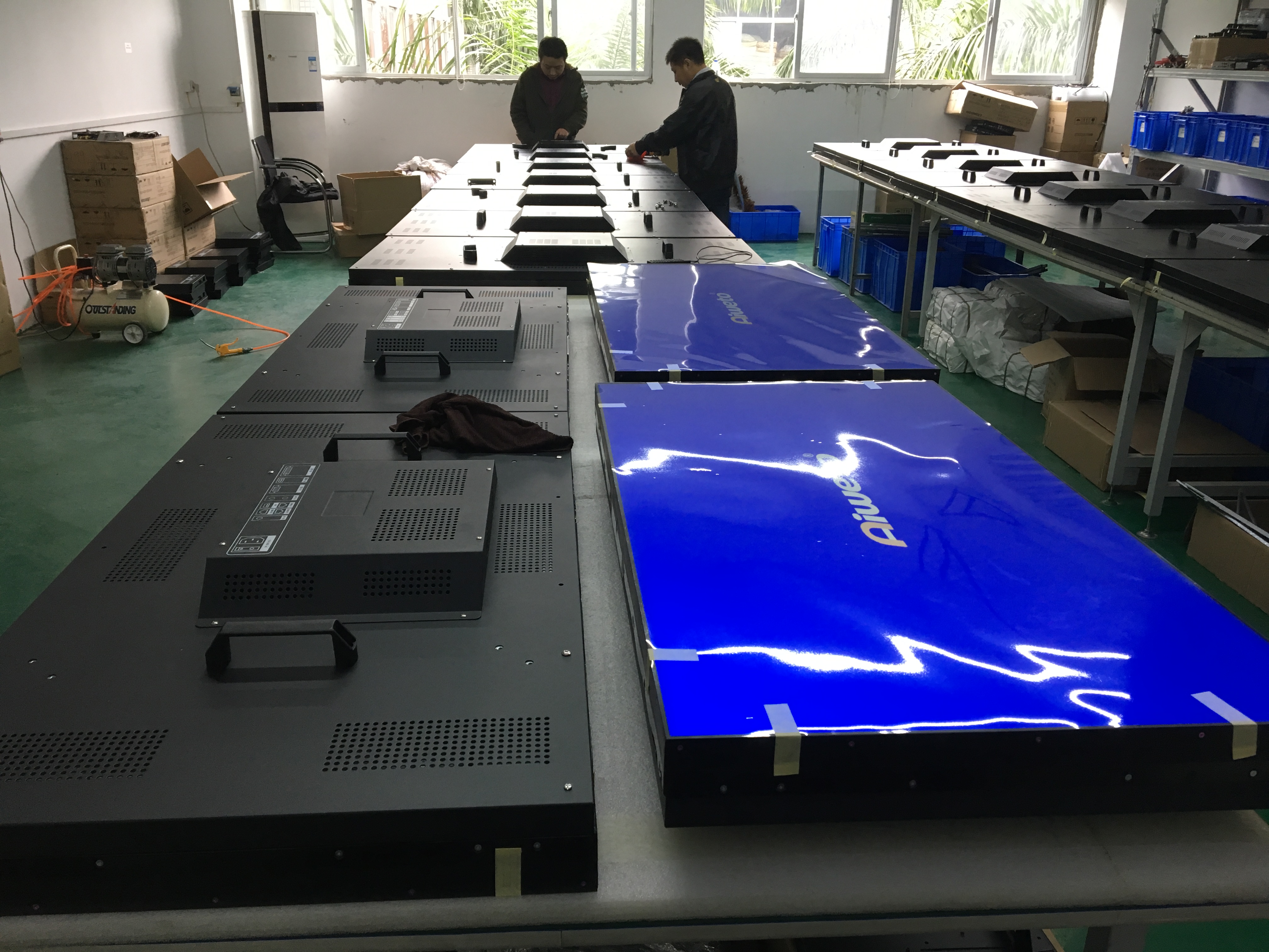 0.88mm液晶拼接屏為什么會(huì)越來越受各領(lǐng)域歡迎？